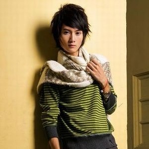 向鼎资料,向鼎最新歌曲,向鼎MV视频,向鼎音乐专辑,向鼎好听的歌