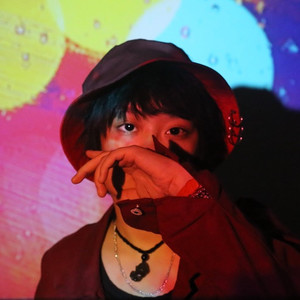 凡以三资料,凡以三最新歌曲,凡以三MV视频,凡以三音乐专辑,凡以三好听的歌