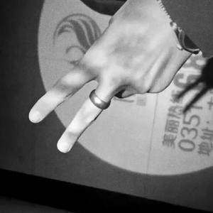 王东资料,王东最新歌曲,王东MV视频,王东音乐专辑,王东好听的歌