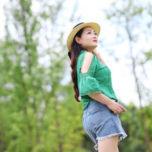 郑音资料,郑音最新歌曲,郑音MV视频,郑音音乐专辑,郑音好听的歌