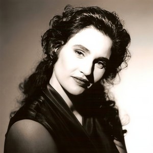 Laura Cherici资料,Laura Cherici最新歌曲,Laura ChericiMV视频,Laura Cherici音乐专辑,Laura Cherici好听的歌