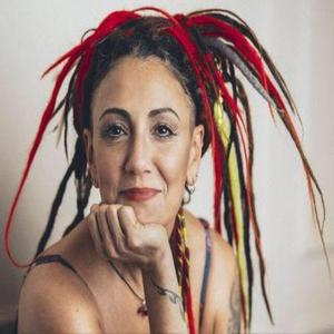 Özlem Tekin资料,Özlem Tekin最新歌曲,Özlem TekinMV视频,Özlem Tekin音乐专辑,Özlem Tekin好听的歌