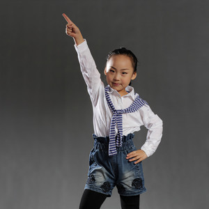 乔乔资料,乔乔最新歌曲,乔乔MV视频,乔乔音乐专辑,乔乔好听的歌