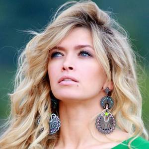 Вера Брежнева资料,Вера Брежнева最新歌曲,Вера БрежневаMV视频,Вера Брежнева音乐专辑,Вера Брежнева好听的歌