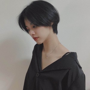 皮卡丘 - 桥边姑娘