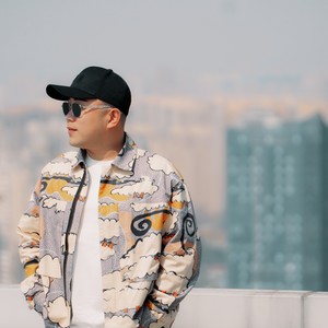 李欣资料,李欣最新歌曲,李欣MV视频,李欣音乐专辑,李欣好听的歌