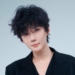 易燃易爆炸-郝熠然