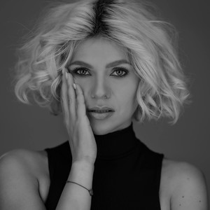 Cristina Vasiu资料,Cristina Vasiu最新歌曲,Cristina VasiuMV视频,Cristina Vasiu音乐专辑,Cristina Vasiu好听的歌