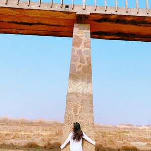 洛夏资料,洛夏最新歌曲,洛夏MV视频,洛夏音乐专辑,洛夏好听的歌