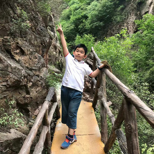 沈雨桐资料,沈雨桐最新歌曲,沈雨桐MV视频,沈雨桐音乐专辑,沈雨桐好听的歌