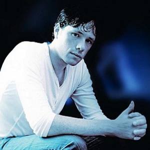 Rafael Frost资料,Rafael Frost最新歌曲,Rafael FrostMV视频,Rafael Frost音乐专辑,Rafael Frost好听的歌