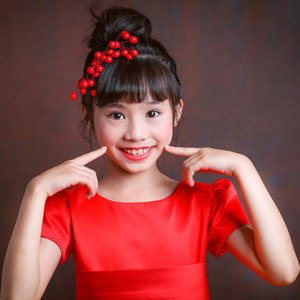 邓茗忆资料,邓茗忆最新歌曲,邓茗忆MV视频,邓茗忆音乐专辑,邓茗忆好听的歌