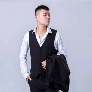 爱鹿资料,爱鹿最新歌曲,爱鹿MV视频,爱鹿音乐专辑,爱鹿好听的歌