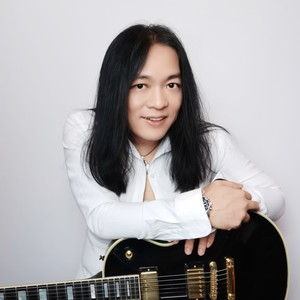 黄巍巍资料,黄巍巍最新歌曲,黄巍巍MV视频,黄巍巍音乐专辑,黄巍巍好听的歌