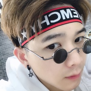 森仔资料,森仔最新歌曲,森仔MV视频,森仔音乐专辑,森仔好听的歌