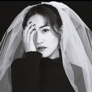 郑二二资料,郑二二最新歌曲,郑二二MV视频,郑二二音乐专辑,郑二二好听的歌