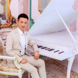 周添铄资料,周添铄最新歌曲,周添铄MV视频,周添铄音乐专辑,周添铄好听的歌