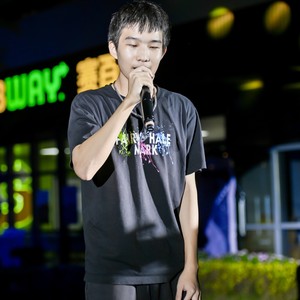 Xsh资料,Xsh最新歌曲,XshMV视频,Xsh音乐专辑,Xsh好听的歌