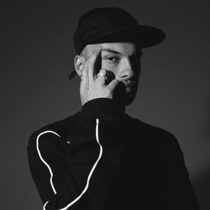 Pavel Dovgal资料,Pavel Dovgal最新歌曲,Pavel DovgalMV视频,Pavel Dovgal音乐专辑,Pavel Dovgal好听的歌