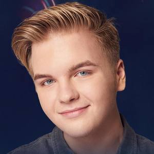 Caleb Lee Hutchinson