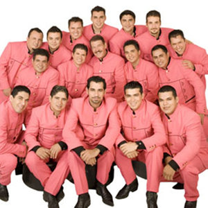 La Arrolladora Banda El Limón De Rene Camacho