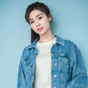 黄一馨资料,黄一馨最新歌曲,黄一馨MV视频,黄一馨音乐专辑,黄一馨好听的歌