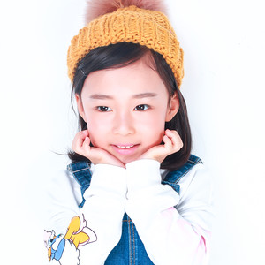 罗梓瑜资料,罗梓瑜最新歌曲,罗梓瑜MV视频,罗梓瑜音乐专辑,罗梓瑜好听的歌