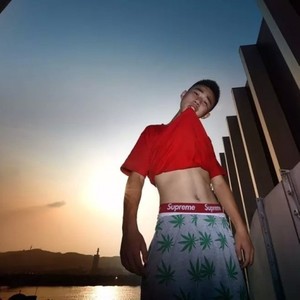 Sins资料,Sins最新歌曲,SinsMV视频,Sins音乐专辑,Sins好听的歌