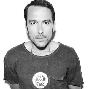 Robbie Akbal资料,Robbie Akbal最新歌曲,Robbie AkbalMV视频,Robbie Akbal音乐专辑,Robbie Akbal好听的歌