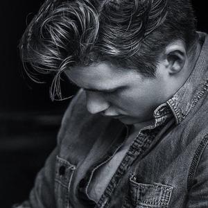 Greg Casalino资料,Greg Casalino最新歌曲,Greg CasalinoMV视频,Greg Casalino音乐专辑,Greg Casalino好听的歌