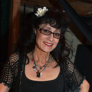 Rosie Flores资料,Rosie Flores最新歌曲,Rosie FloresMV视频,Rosie Flores音乐专辑,Rosie Flores好听的歌