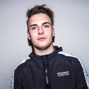 Stevie Melani资料,Stevie Melani最新歌曲,Stevie MelaniMV视频,Stevie Melani音乐专辑,Stevie Melani好听的歌