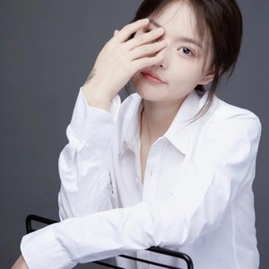 哼着你爱听的歌-轩姨(相信光)