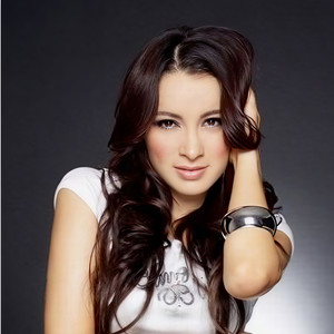 Cynthia资料,Cynthia最新歌曲,CynthiaMV视频,Cynthia音乐专辑,Cynthia好听的歌