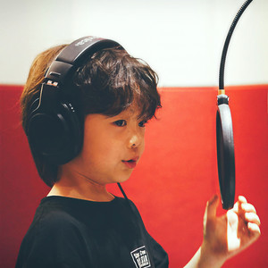 小皮皮资料,小皮皮最新歌曲,小皮皮MV视频,小皮皮音乐专辑,小皮皮好听的歌