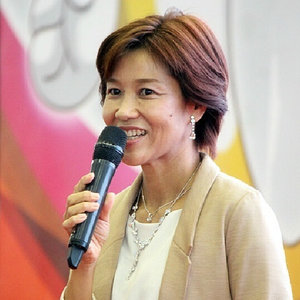 山口由里子