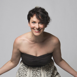 Carrie Henneman Shaw资料,Carrie Henneman Shaw最新歌曲,Carrie Henneman ShawMV视频,Carrie Henneman Shaw音乐专辑,Carrie Henneman Shaw好听的歌