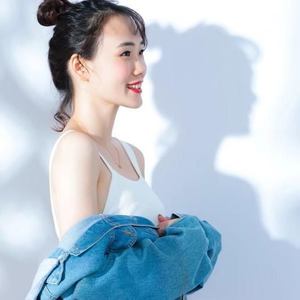 小小资料,小小最新歌曲,小小MV视频,小小音乐专辑,小小好听的歌