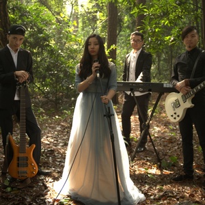 ESSE艾斯乐队资料,ESSE艾斯乐队最新歌曲,ESSE艾斯乐队MV视频,ESSE艾斯乐队音乐专辑,ESSE艾斯乐队好听的歌