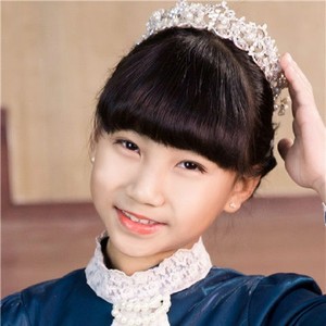 谢沁彤资料,谢沁彤最新歌曲,谢沁彤MV视频,谢沁彤音乐专辑,谢沁彤好听的歌