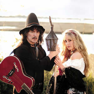 Blackmore's night资料,Blackmore's night最新歌曲,Blackmore's nightMV视频,Blackmore's night音乐专辑,Blackmore's night好听的歌