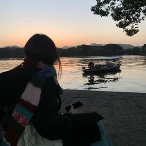 轩姨资料,轩姨最新歌曲,轩姨MV视频,轩姨音乐专辑,轩姨好听的歌