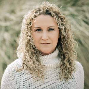 Elaine Lennon资料,Elaine Lennon最新歌曲,Elaine LennonMV视频,Elaine Lennon音乐专辑,Elaine Lennon好听的歌