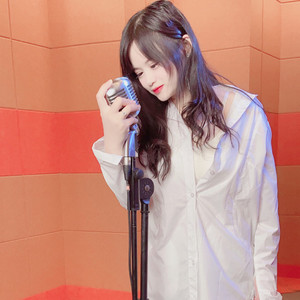 李雅欣资料,李雅欣最新歌曲,李雅欣MV视频,李雅欣音乐专辑,李雅欣好听的歌