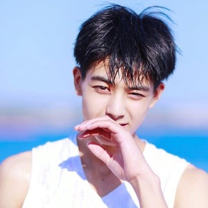 丨独享丨资料,丨独享丨最新歌曲,丨独享丨MV视频,丨独享丨音乐专辑,丨独享丨好听的歌