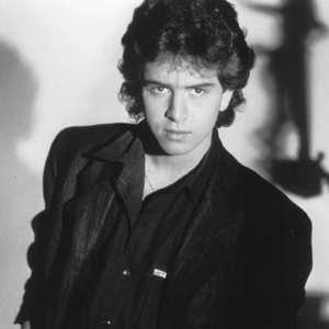 Glenn Medeiros