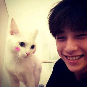 李浩鸿资料,李浩鸿最新歌曲,李浩鸿MV视频,李浩鸿音乐专辑,李浩鸿好听的歌