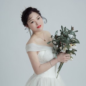 李静资料,李静最新歌曲,李静MV视频,李静音乐专辑,李静好听的歌