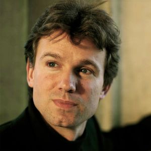 Julian Riem资料,Julian Riem最新歌曲,Julian RiemMV视频,Julian Riem音乐专辑,Julian Riem好听的歌