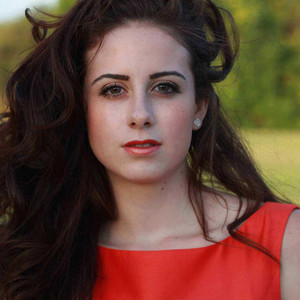 Paulina Cerrilla资料,Paulina Cerrilla最新歌曲,Paulina CerrillaMV视频,Paulina Cerrilla音乐专辑,Paulina Cerrilla好听的歌